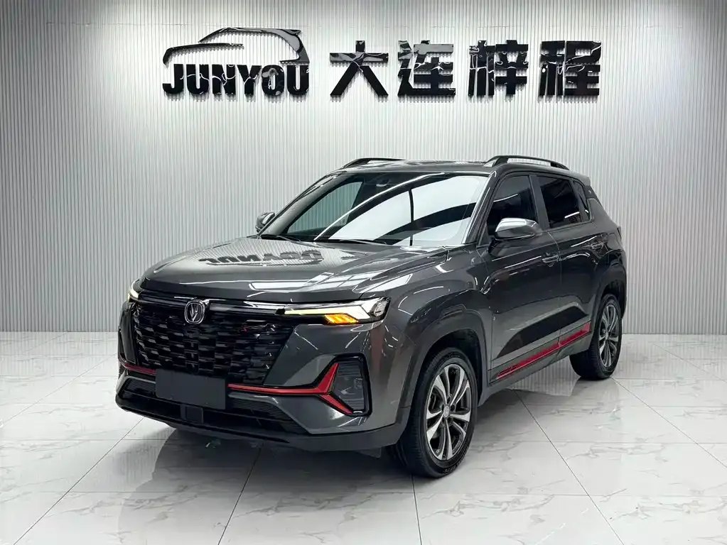 Changan CS35PLUS — фото 1