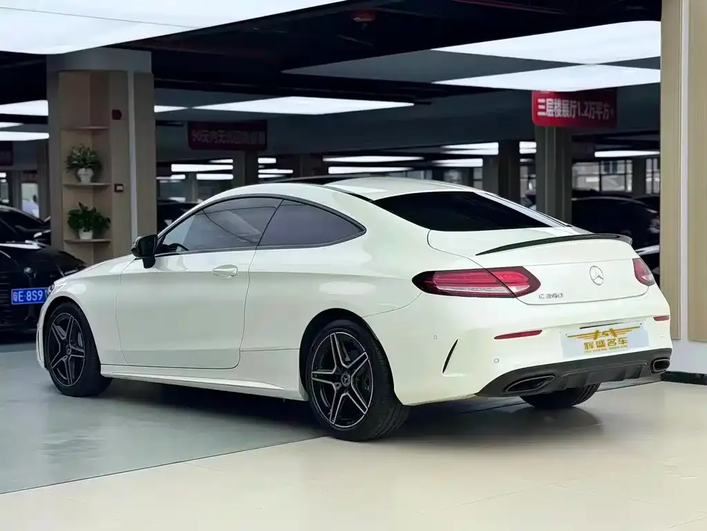 Mercedes-Benz C-Class (Import) — фото 4