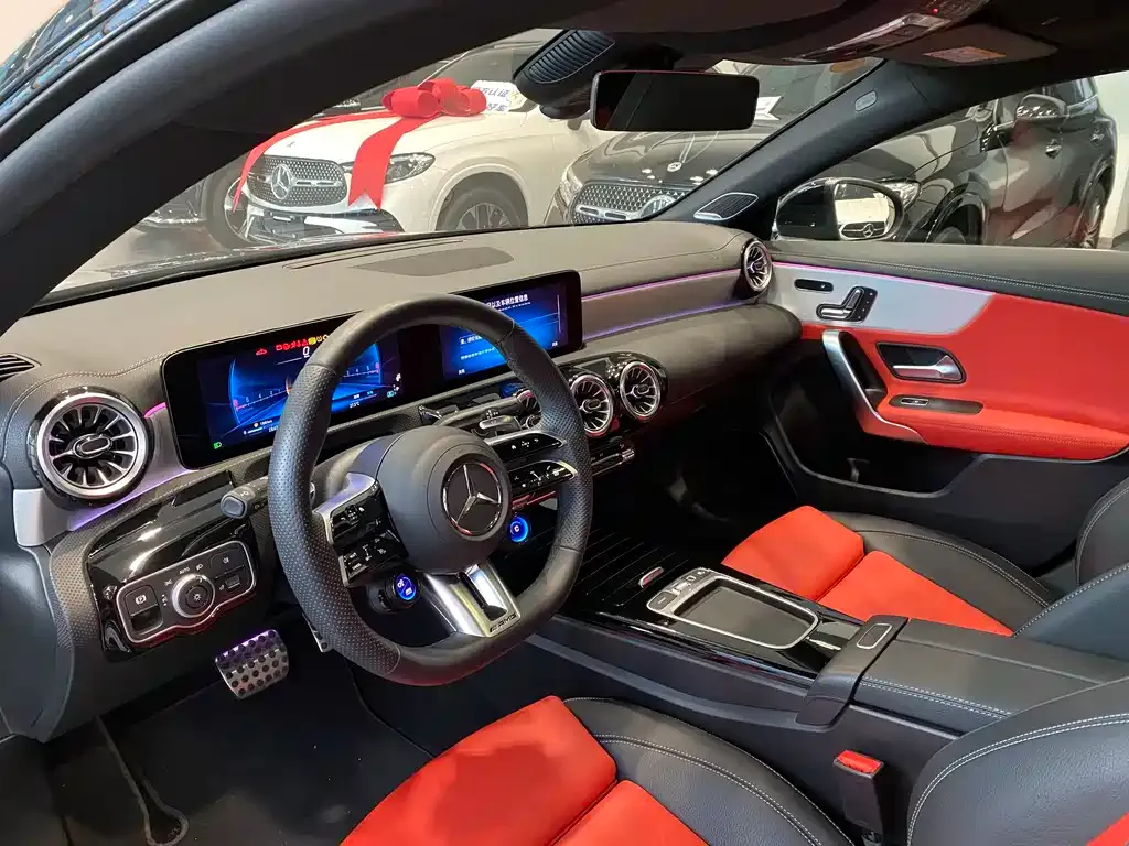 Mercedes-Benz CLA AMG — фото 8