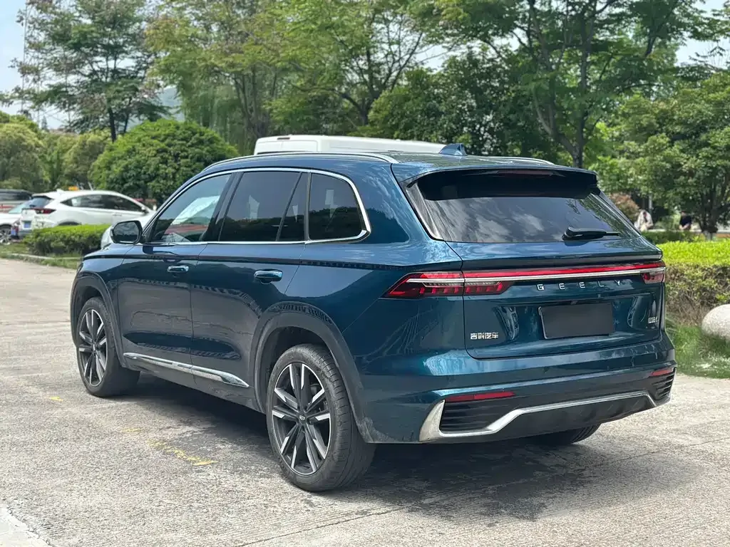 Geely Xingyue L — фото 6