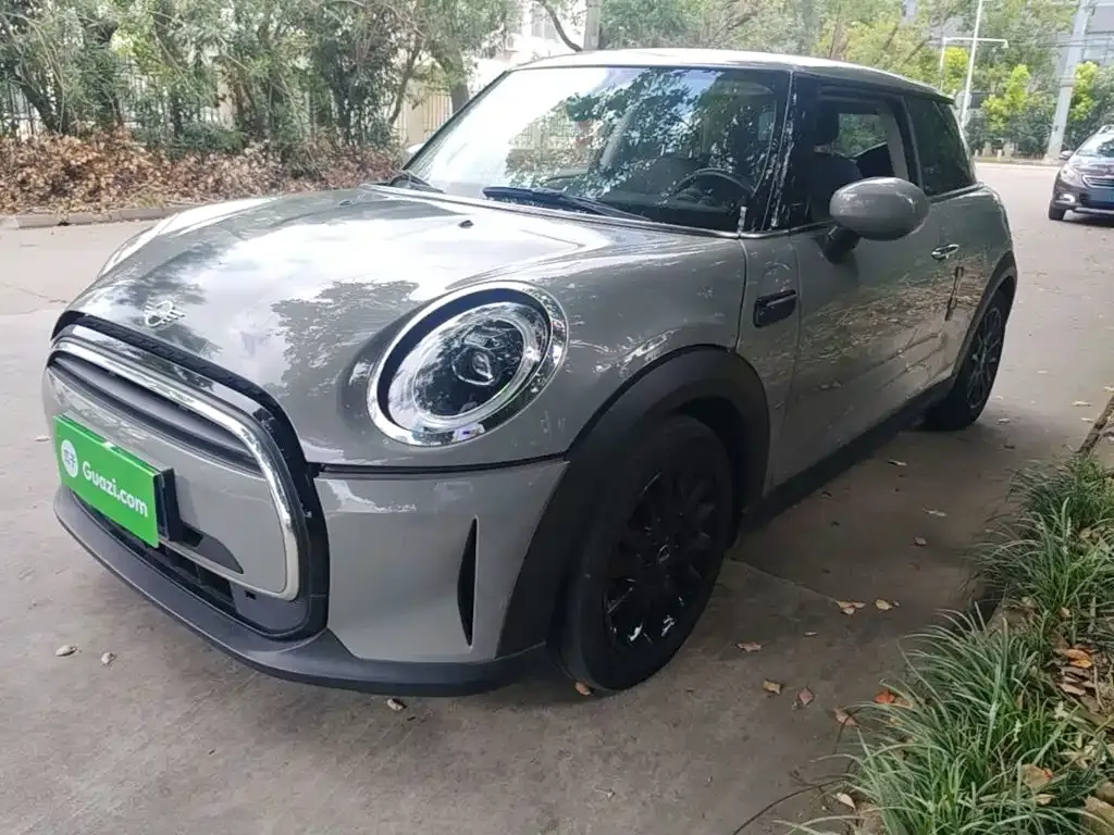 MINI Cooper (3-door) — фото 1
