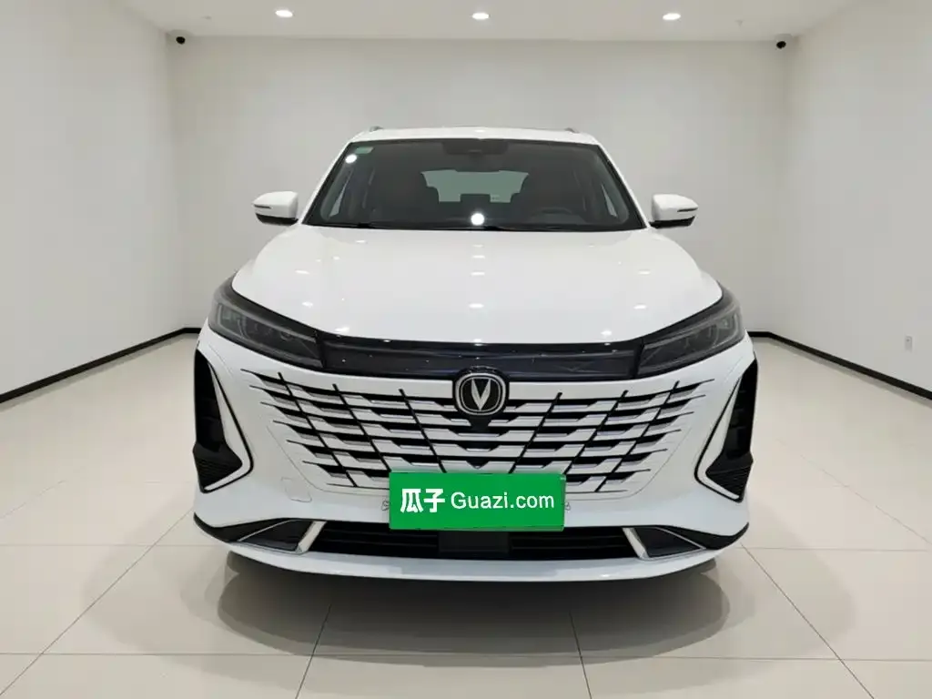 Changan CS75 PLUS — фото 2