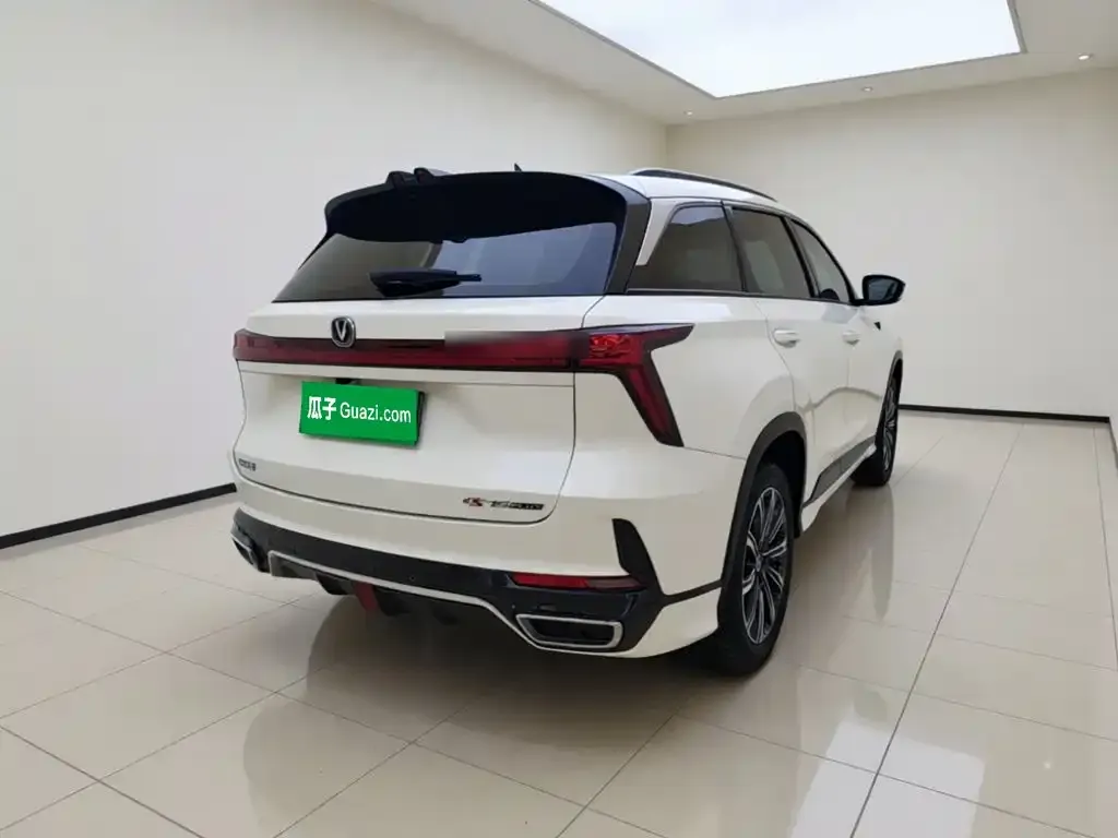 Changan CS75 PLUS — фото 4