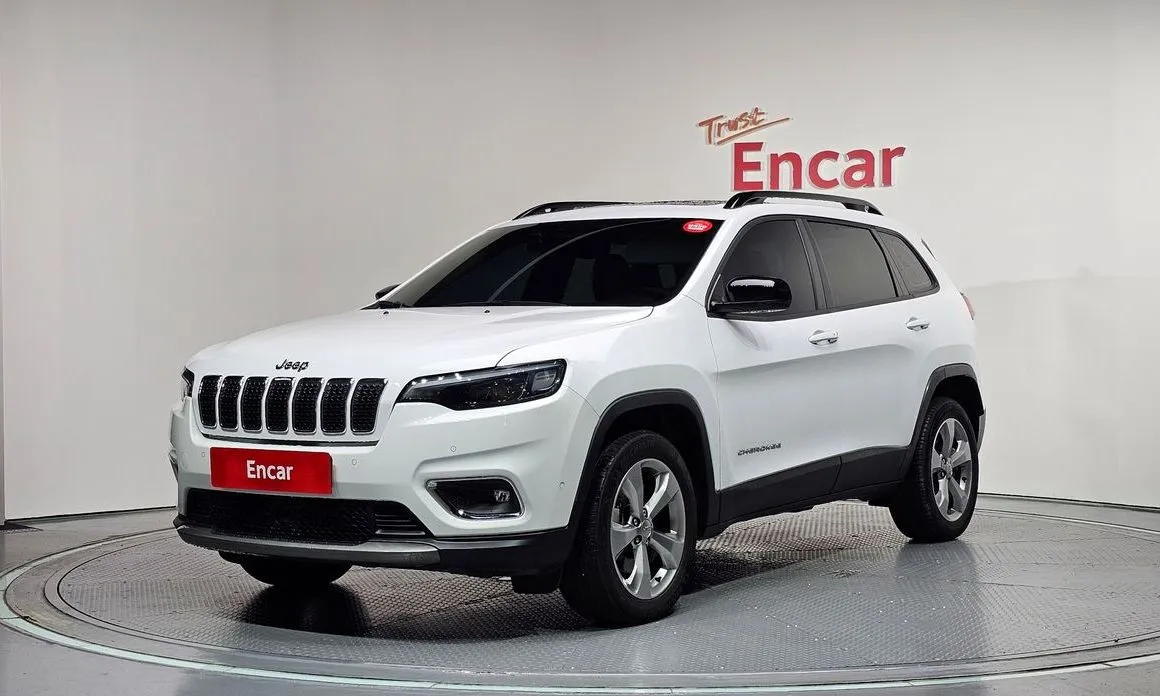 Jeep Cherokee — фото 1