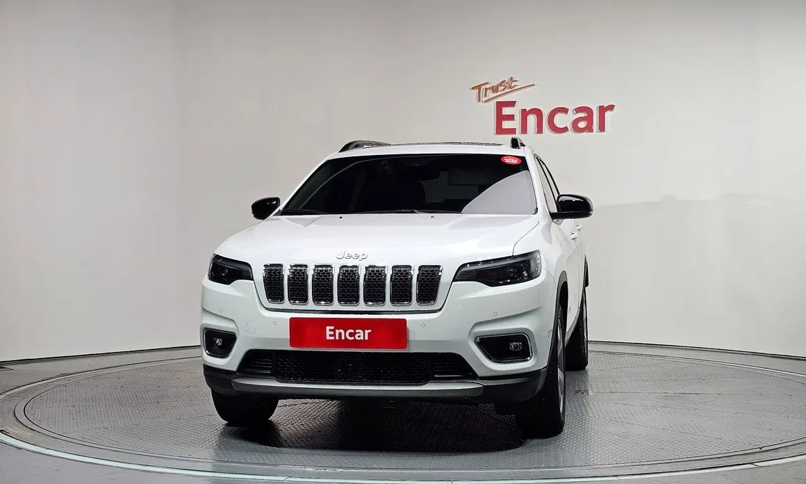 Jeep Cherokee — фото 2