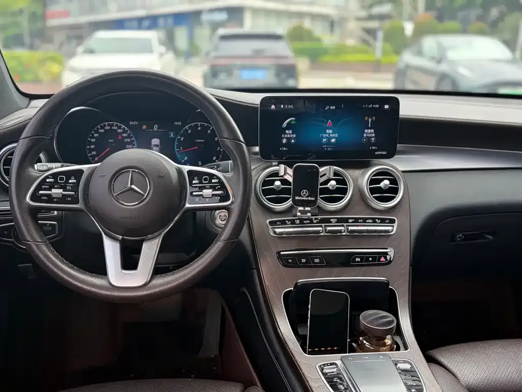 Mercedes-Benz GLC — фото 2