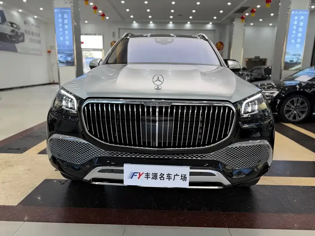 Mercedes-Benz GLS — фото 9