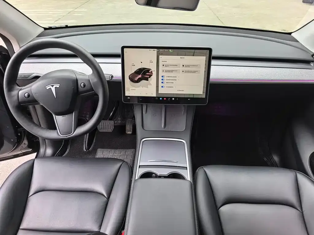 Tesla Model Y — фото 6