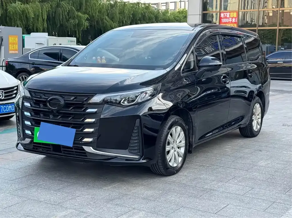 GAC Motor Trumpchi M6 — фото 1