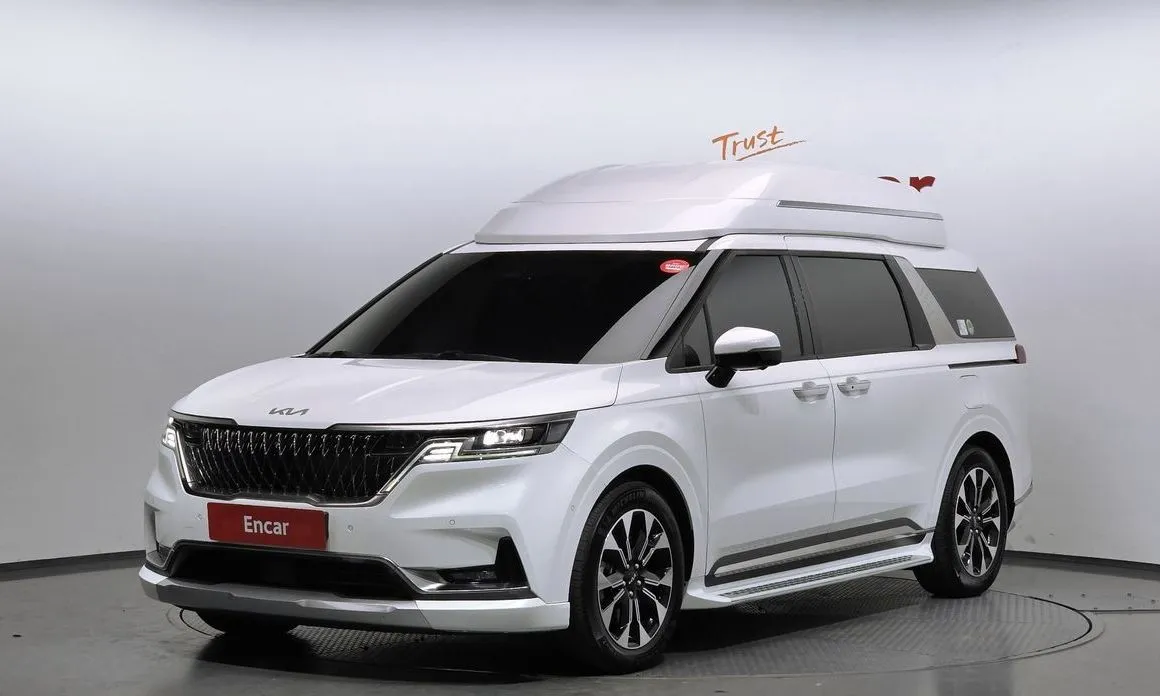 Kia Carnival — фото 1