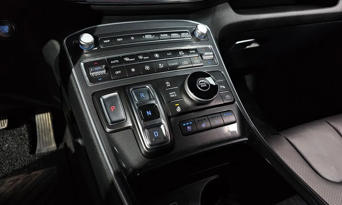 Hyundai Santafe — фото 9