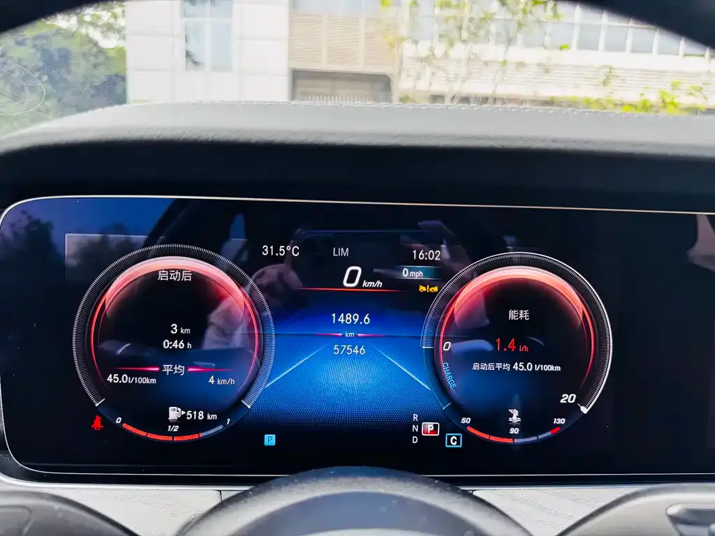 Mercedes-Benz CLS — фото 2