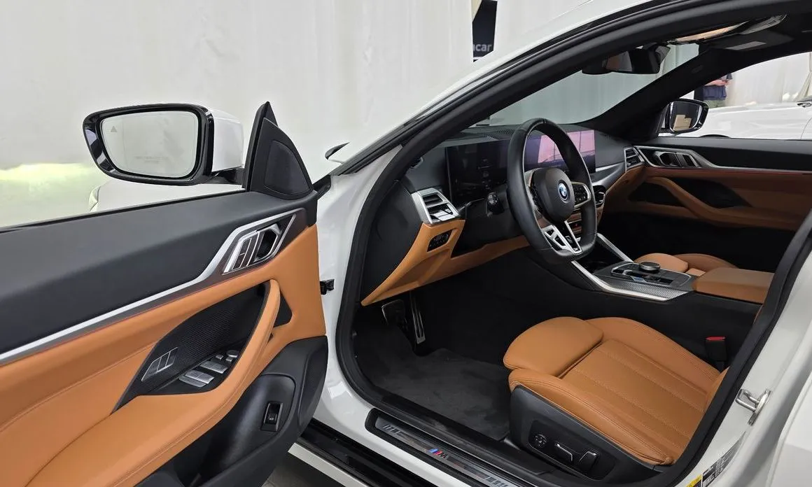BMW i4 — фото 10