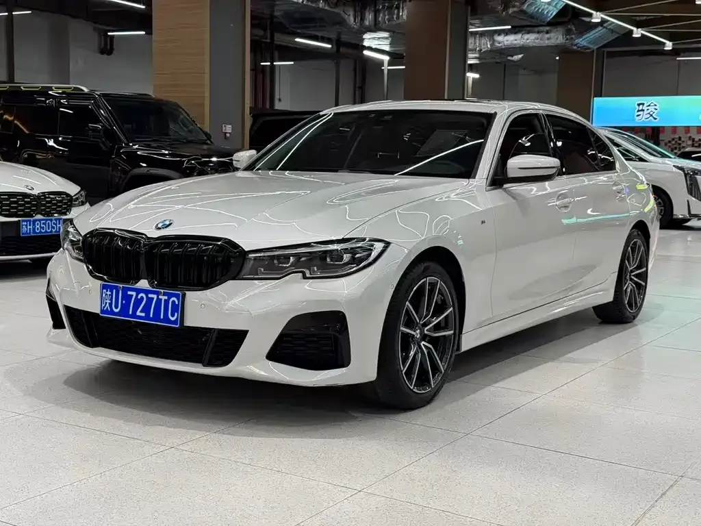 BMW 3 Series — фото 1