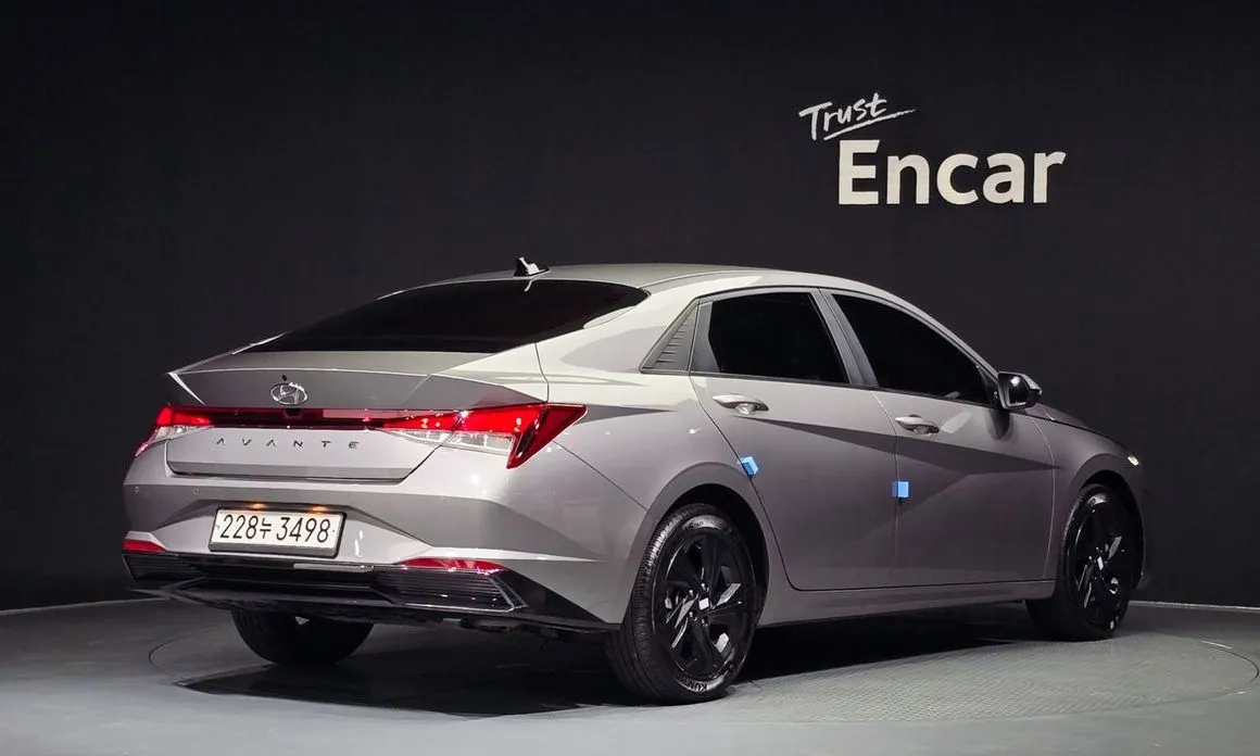 Hyundai AVANTE — фото 2