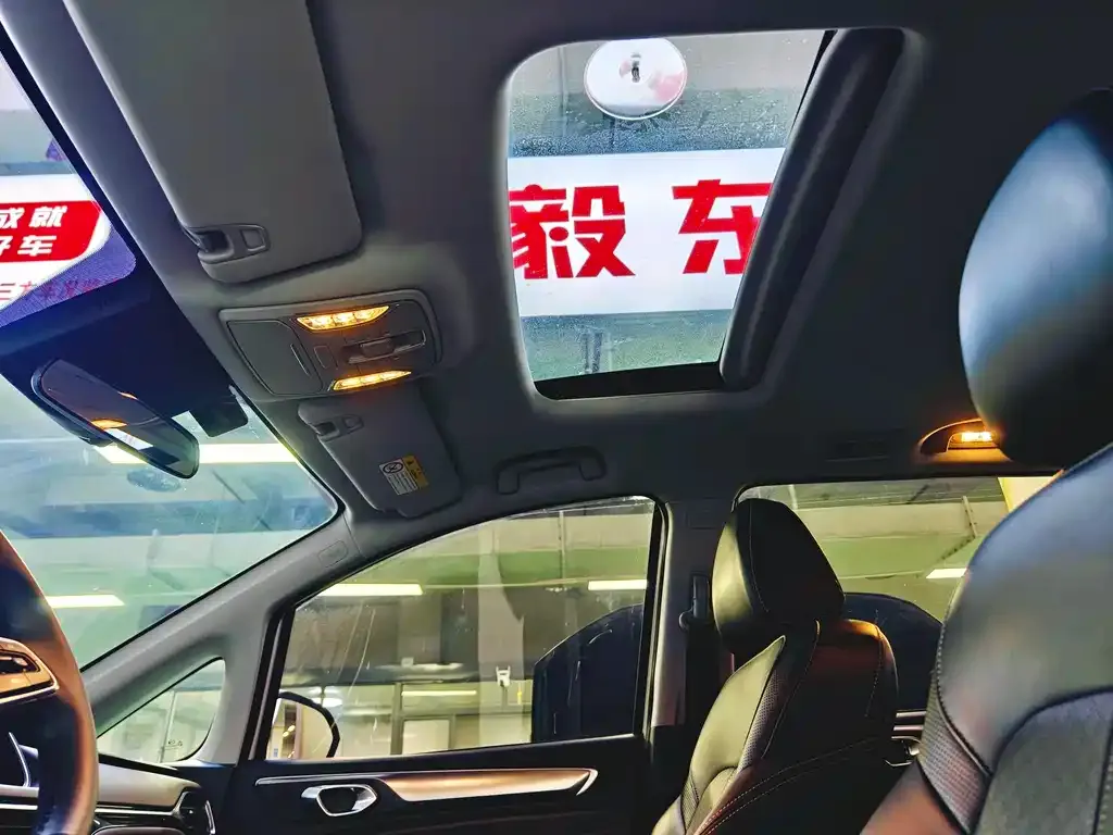 GAC Motor Trumpchi M6 — фото 3