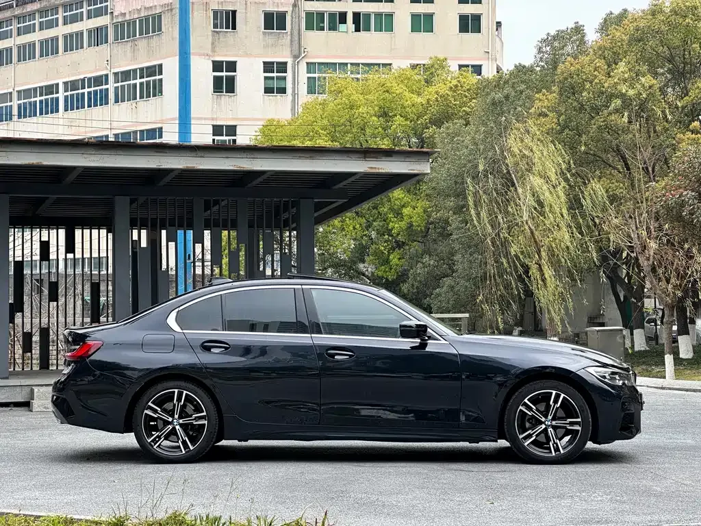 BMW 3 Series — фото 10