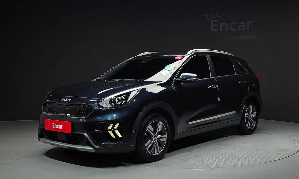 Kia Niro — фото 1