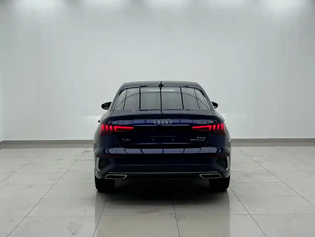 Audi A3 — фото 2