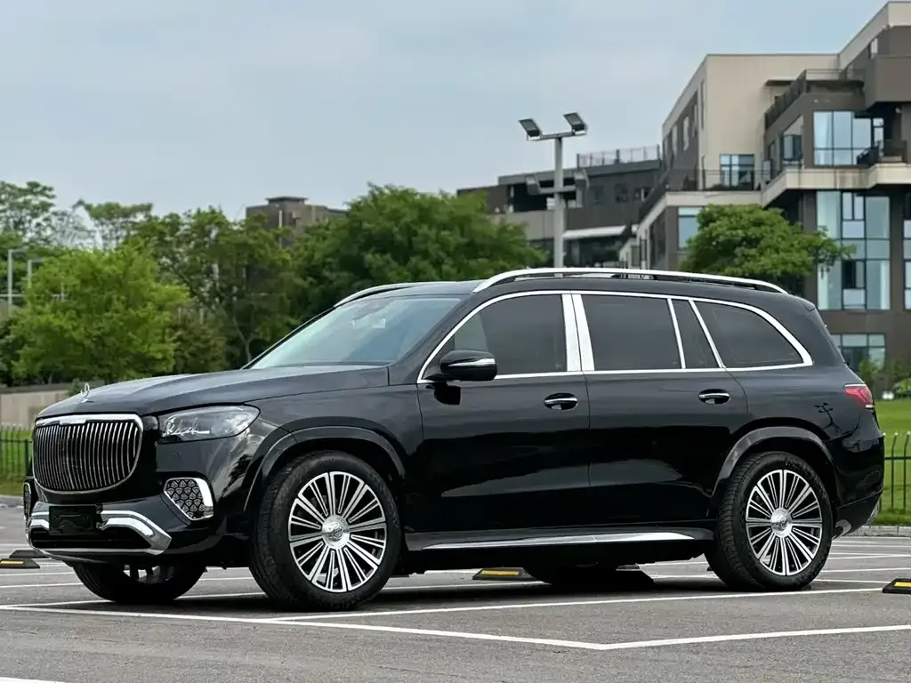 Mercedes-Benz GLS — фото 1