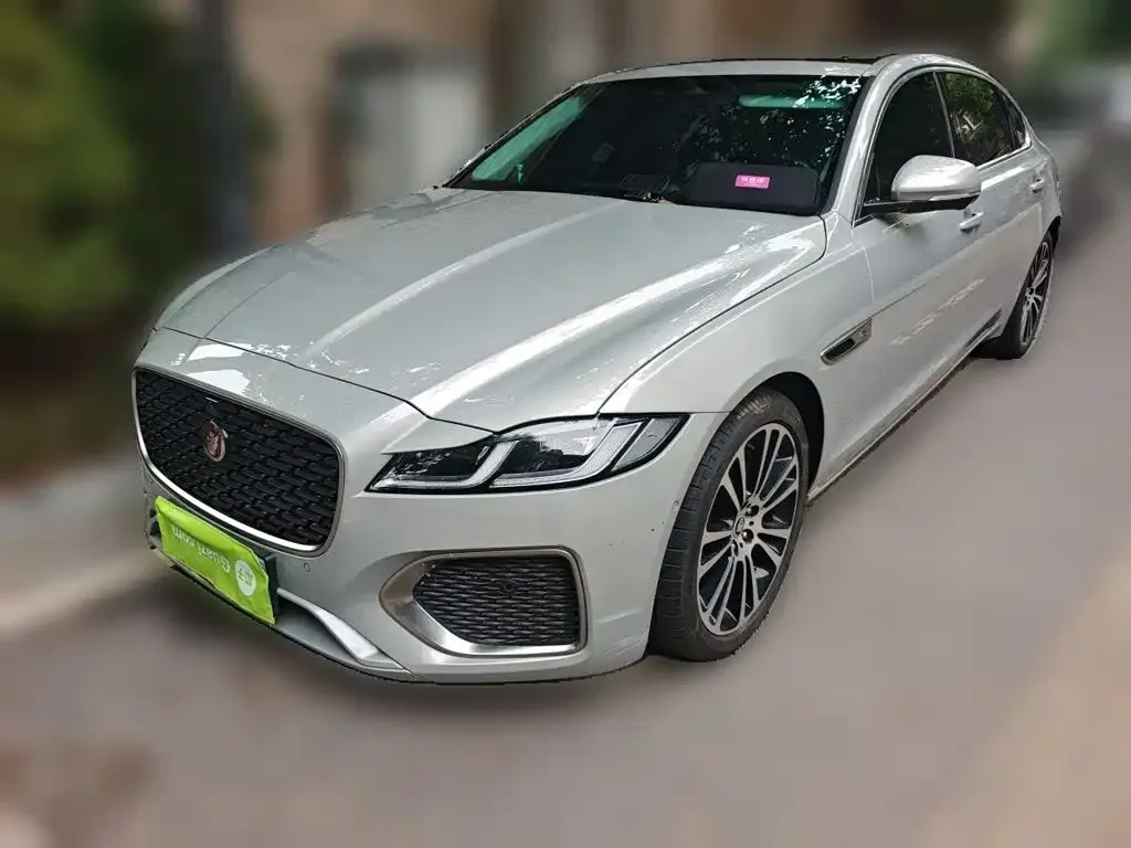 Jaguar XFL — фото 6