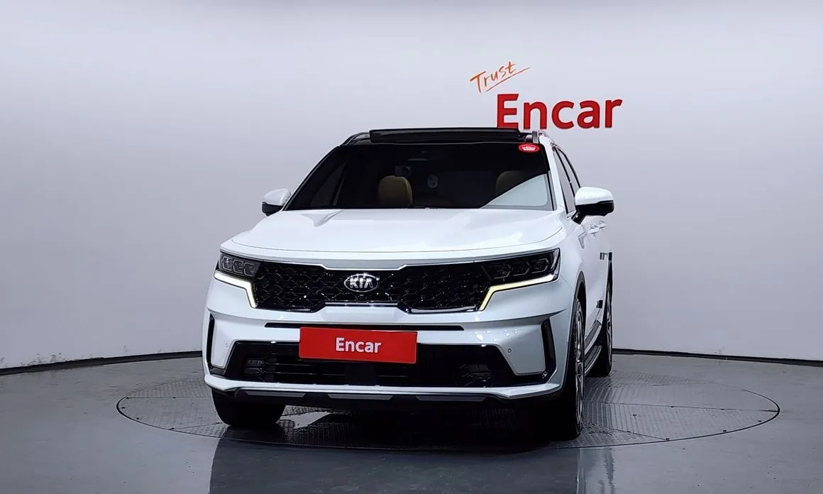 Kia Sorento — фото 6