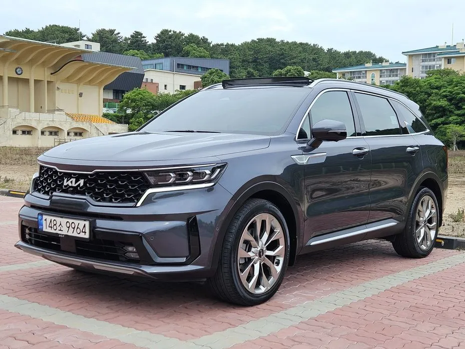 Kia Sorento — фото 1
