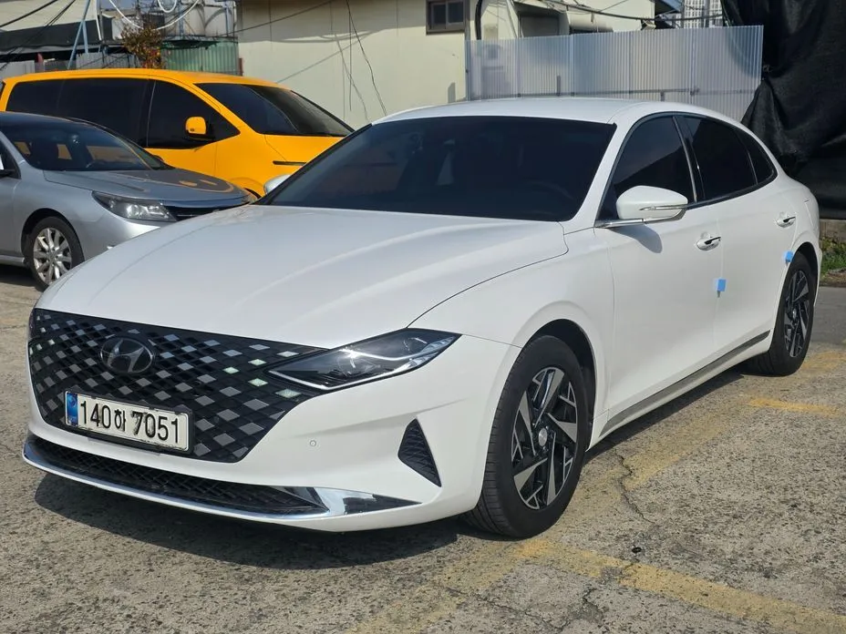 Hyundai Grandeur — фото 1