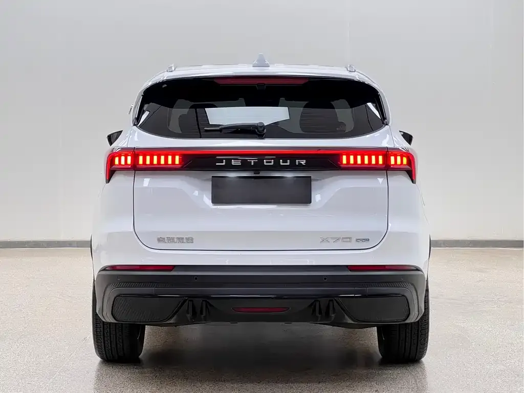 Jetour X70 C-DM — фото 3