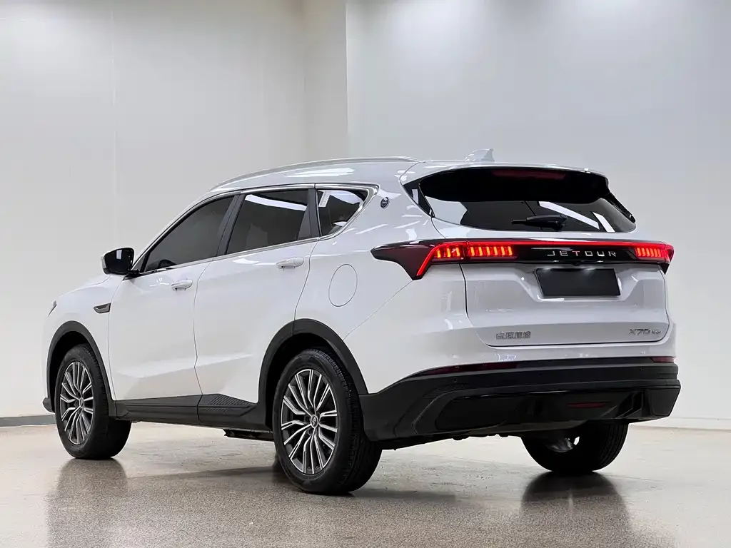 Jetour X70 C-DM — фото 4