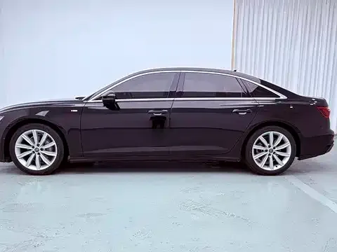 Audi A6L — фото 2