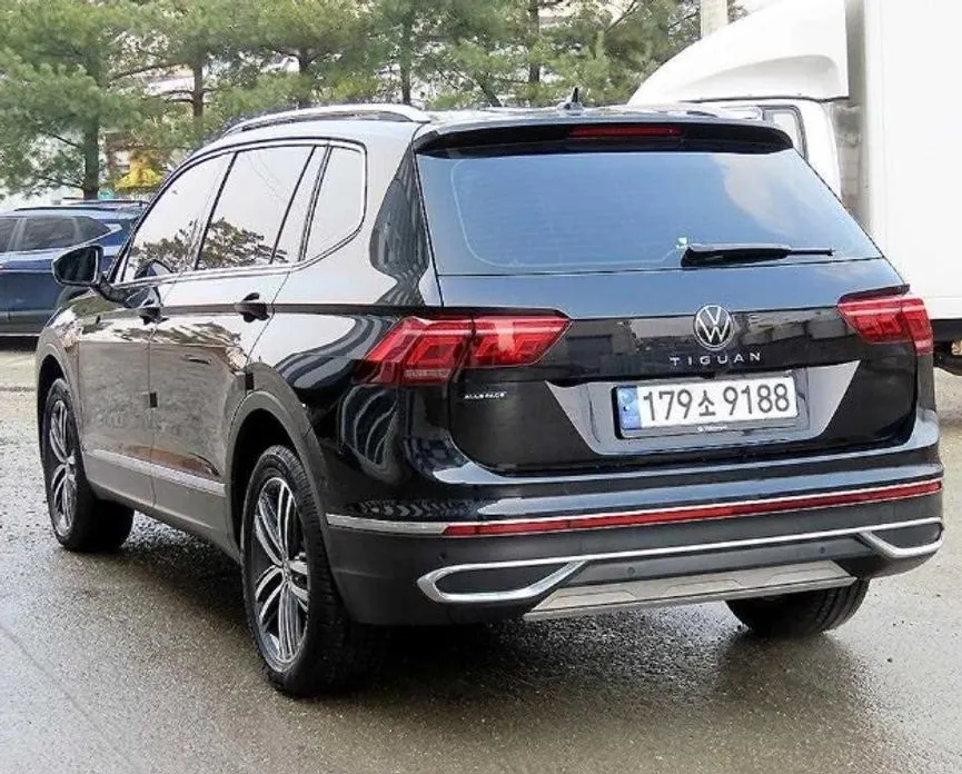 Volkswagen Tiguan — фото 8