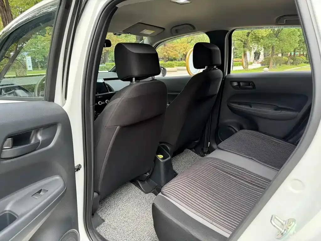 Honda Fit — фото 3