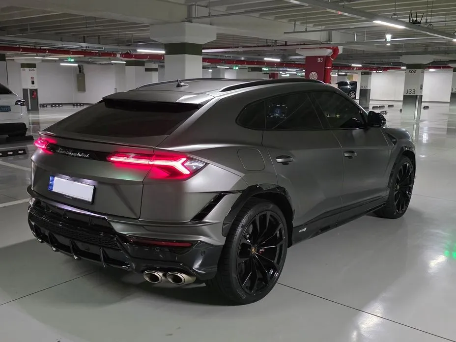 Lamborghini Urus — фото 9