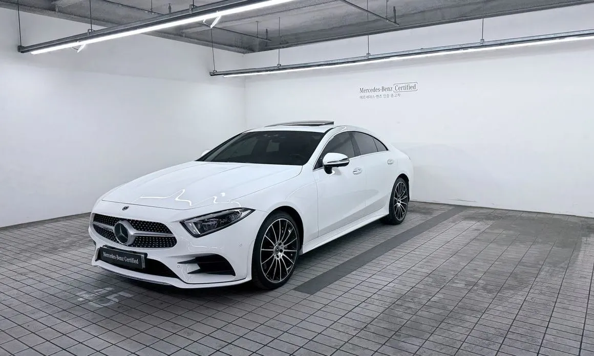 Mercedes-Benz CLS-Class — фото 1