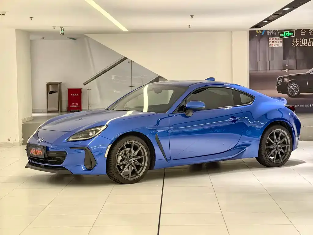 Subaru BRZ — фото 1