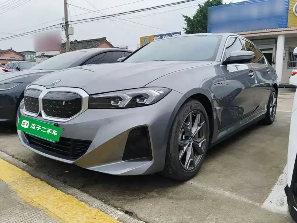 BMW i3 — фото 1