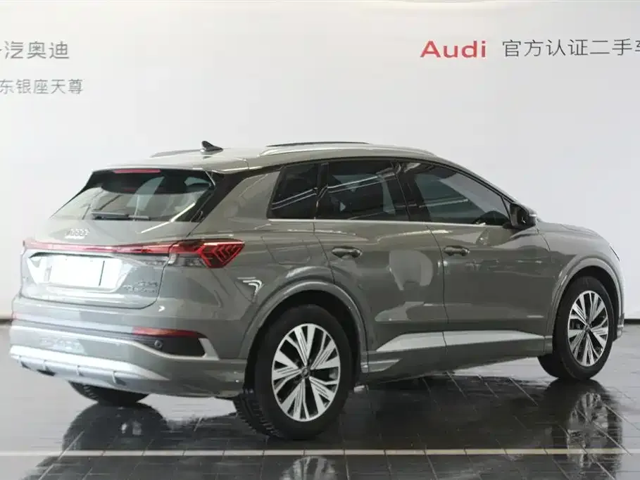 Audi Q4 e-tron — фото 3