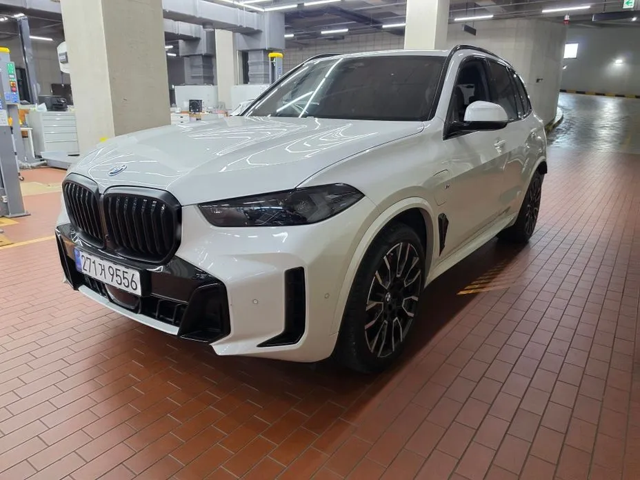 BMW X5 — фото 1