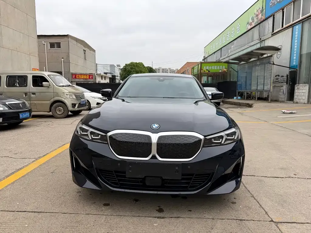 BMW i3 — фото 8