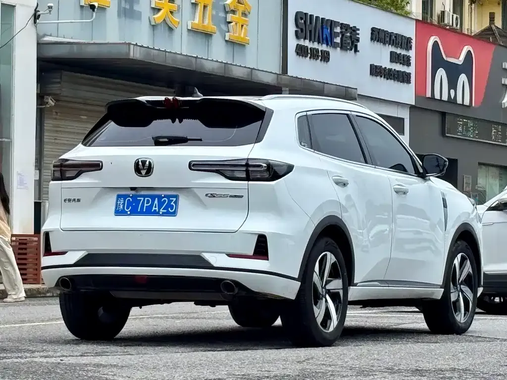 Changan CS55PLUS — фото 3
