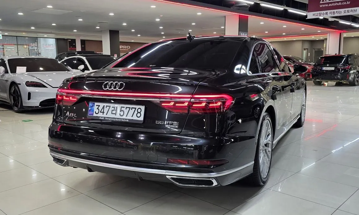 Audi A8 — фото 8