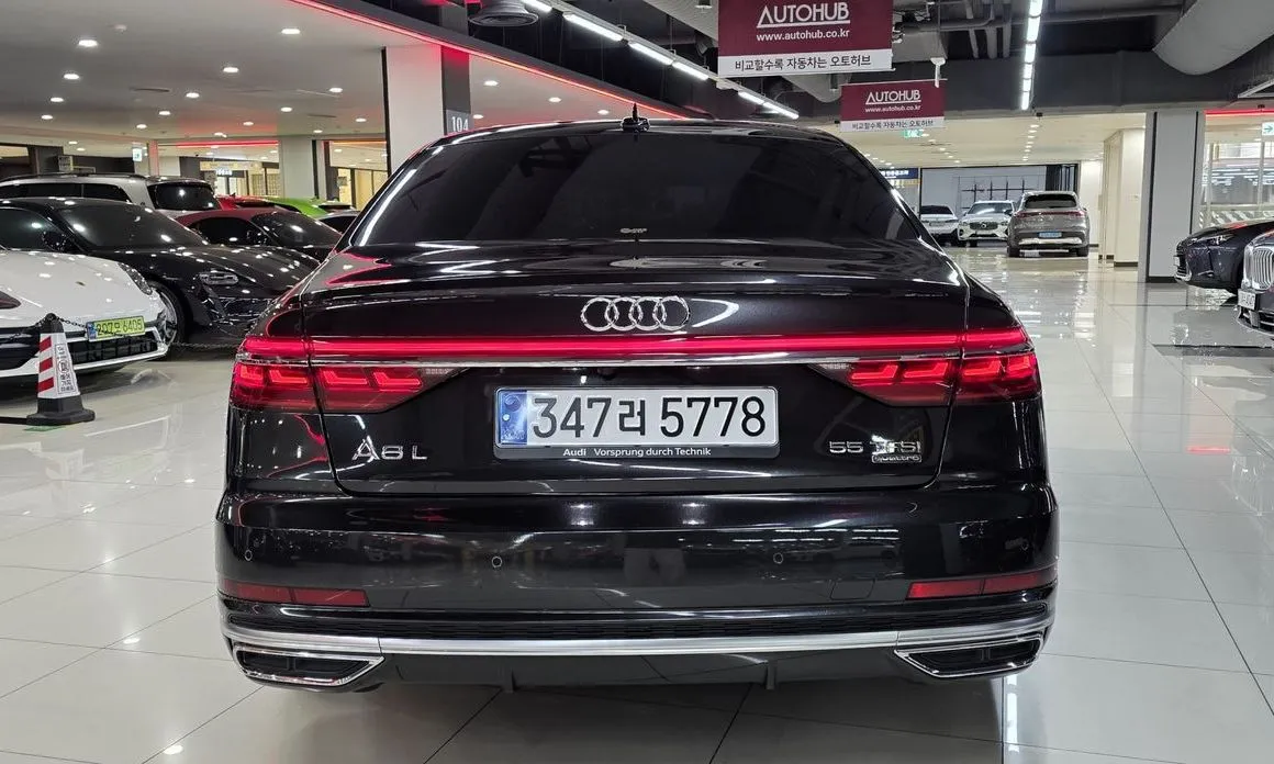 Audi A8 — фото 10