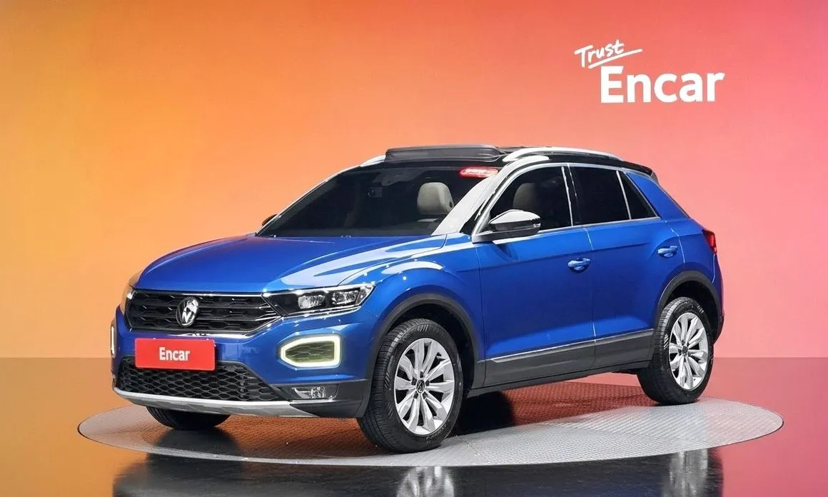Volkswagen T-Roc — фото 1