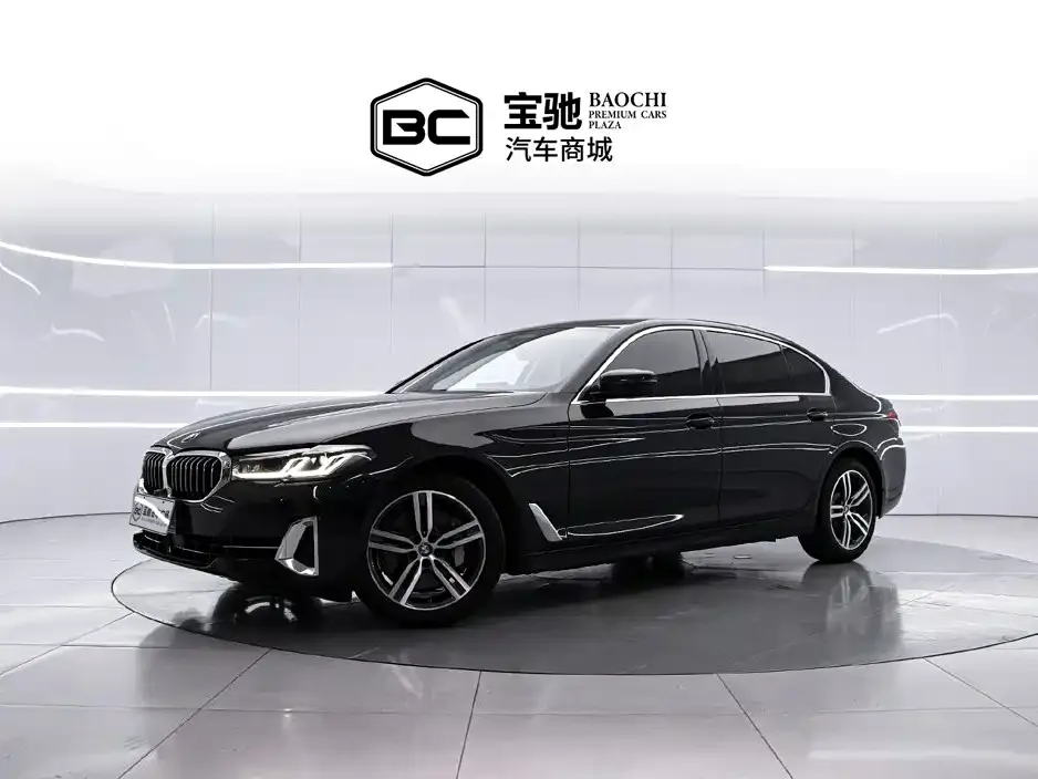 BMW 5 Series — фото 1