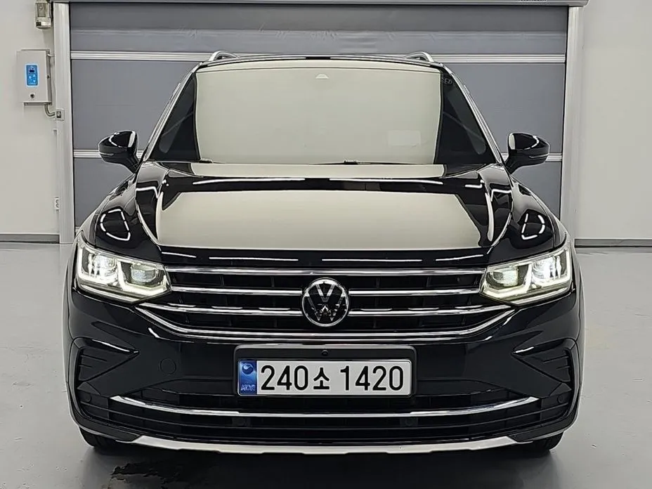 Volkswagen Tiguan — фото 1