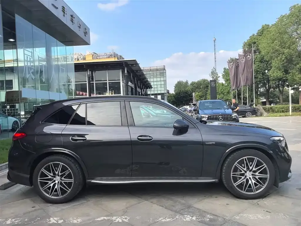 Mercedes-Benz GLC AMG — фото 6
