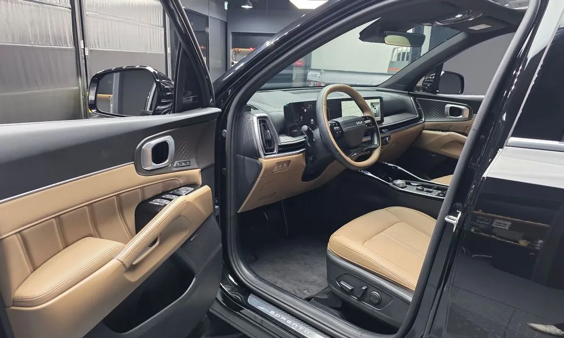 Kia Sorento — фото 5