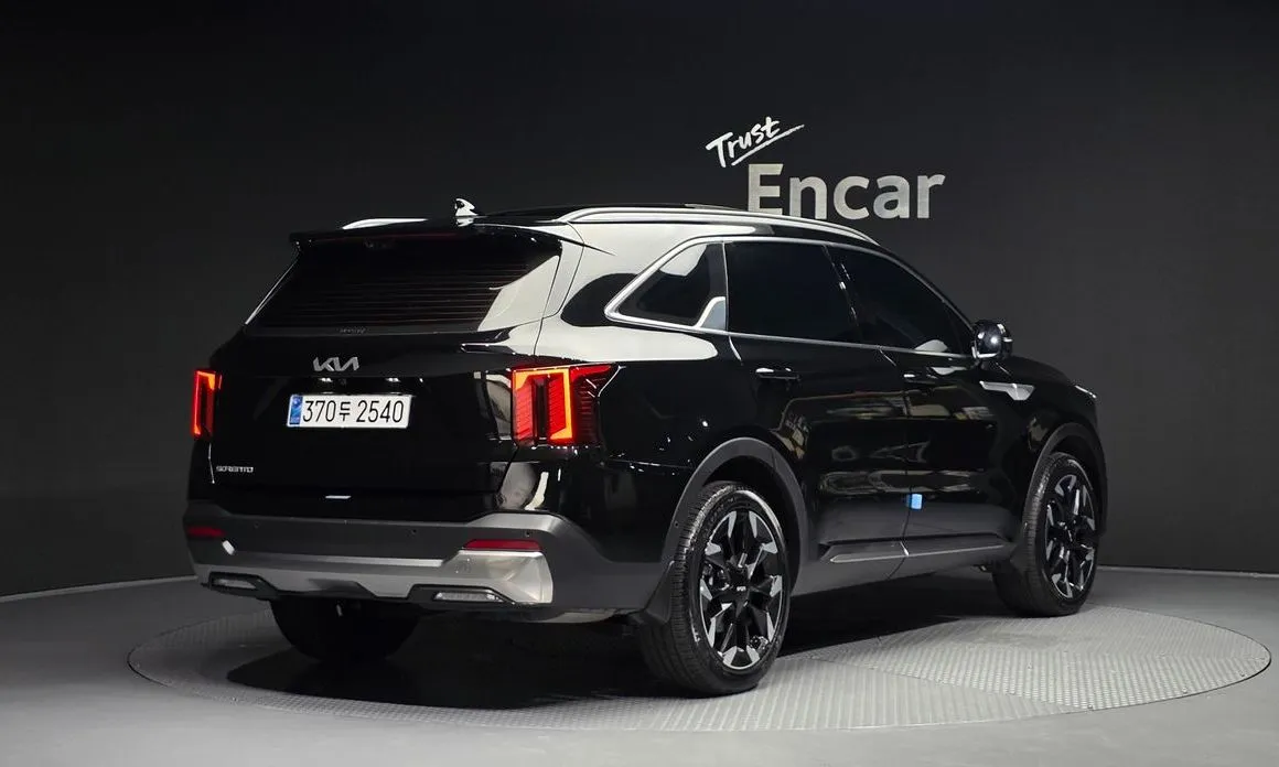 Kia Sorento — фото 3