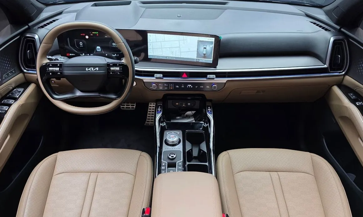 Kia Sorento — фото 9